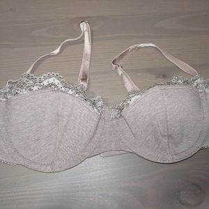 NWOT VS fashion bra
